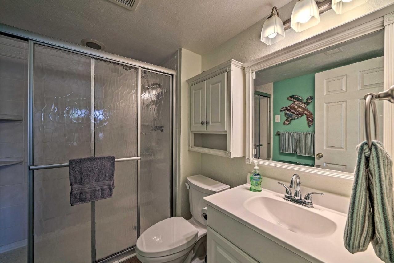 Breezy Corpus Christi Condo With Deck And Fishing Dock ภายนอก รูปภาพ