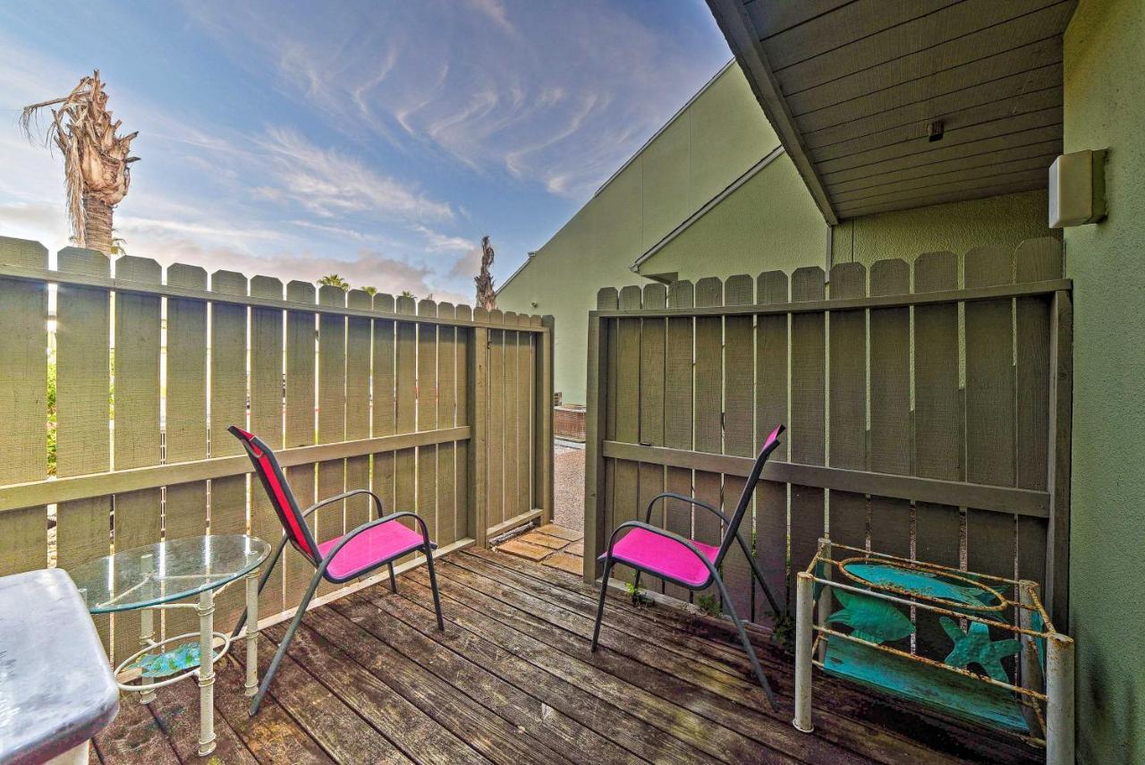 Breezy Corpus Christi Condo With Deck And Fishing Dock ภายนอก รูปภาพ