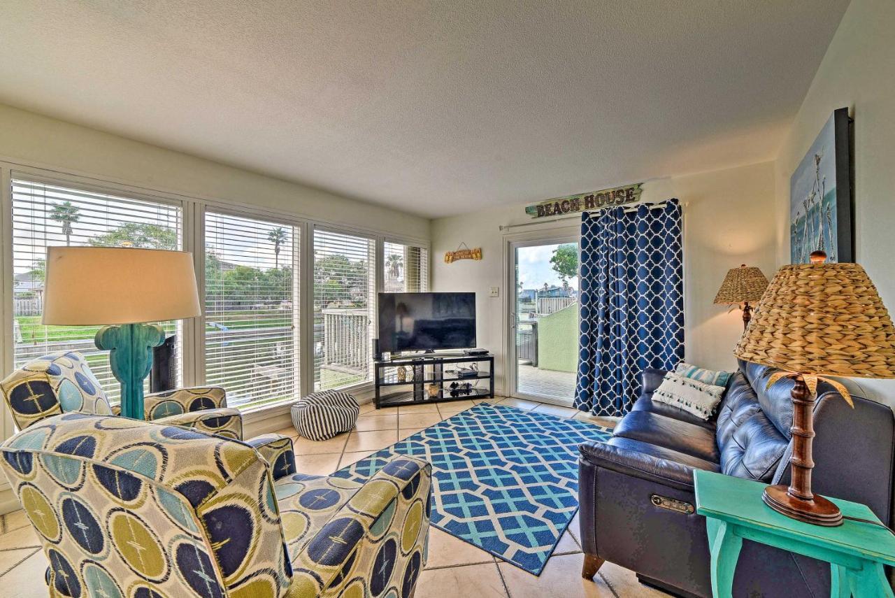 Breezy Corpus Christi Condo With Deck And Fishing Dock ภายนอก รูปภาพ